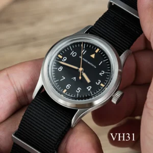 <font dir="auto" style="vertical-align: inherit;"><font dir="auto" style="vertical-align: inherit;">36mm 手表 VH31 秒针石英机芯手表 蓝宝石水晶超夜光C3 100米防水手表</font></font>